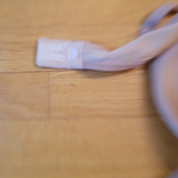 PINK BY VICTORIA SECRET BRA - Picture 3 of 4